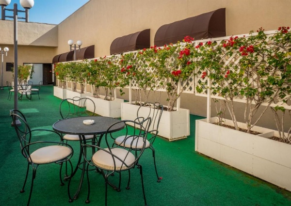 Olyver Hotel image 16